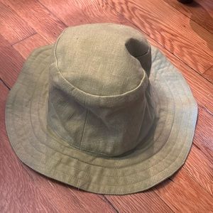 NWT selva negra Gabriela bucket hat matcha green small